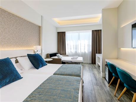 H-10116829600.JPEG